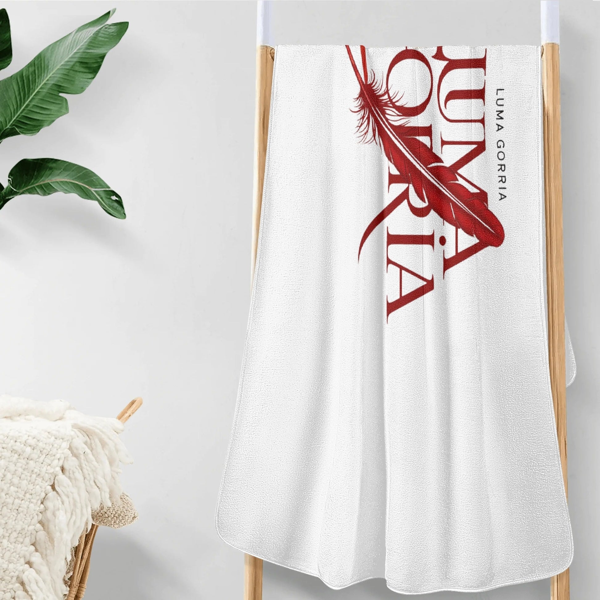 Personalized Soft Bath Towel 2 Sizes for Bathroom Gym and Travel popcustoms   Luma Gorria vêtement