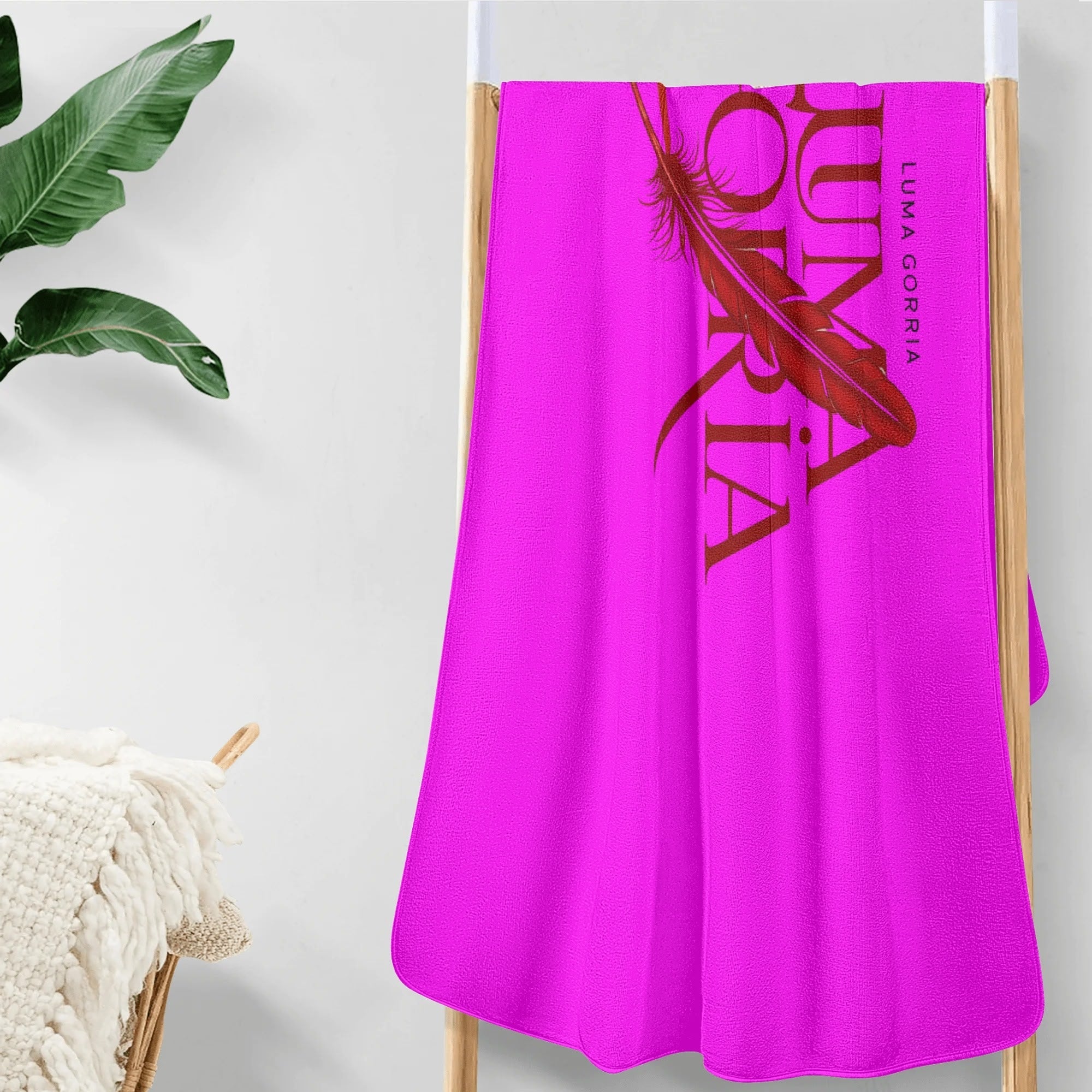 Personalized Soft Bath Towel 2 Sizes for Bathroom Gym and Travel popcustoms   Luma Gorria vêtement
