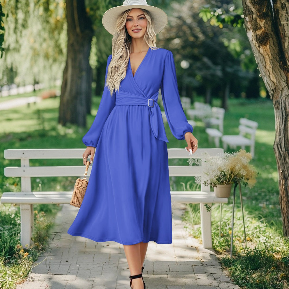 Robe midi élégante à col V avec ceinture nouée