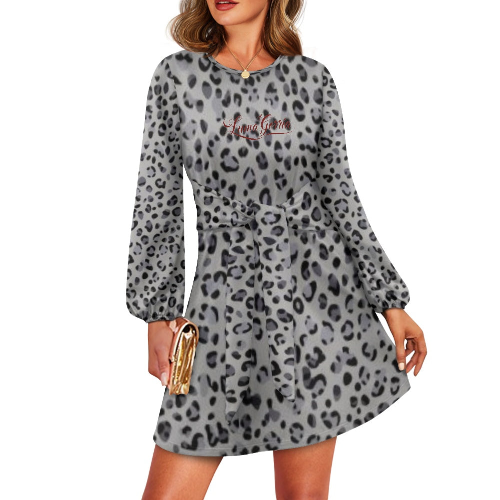 Robe femme manches longues – Ceinture nouée et tissu élastique Luma Gorria vêtement 42.00 robe Luma Gorria vêtement