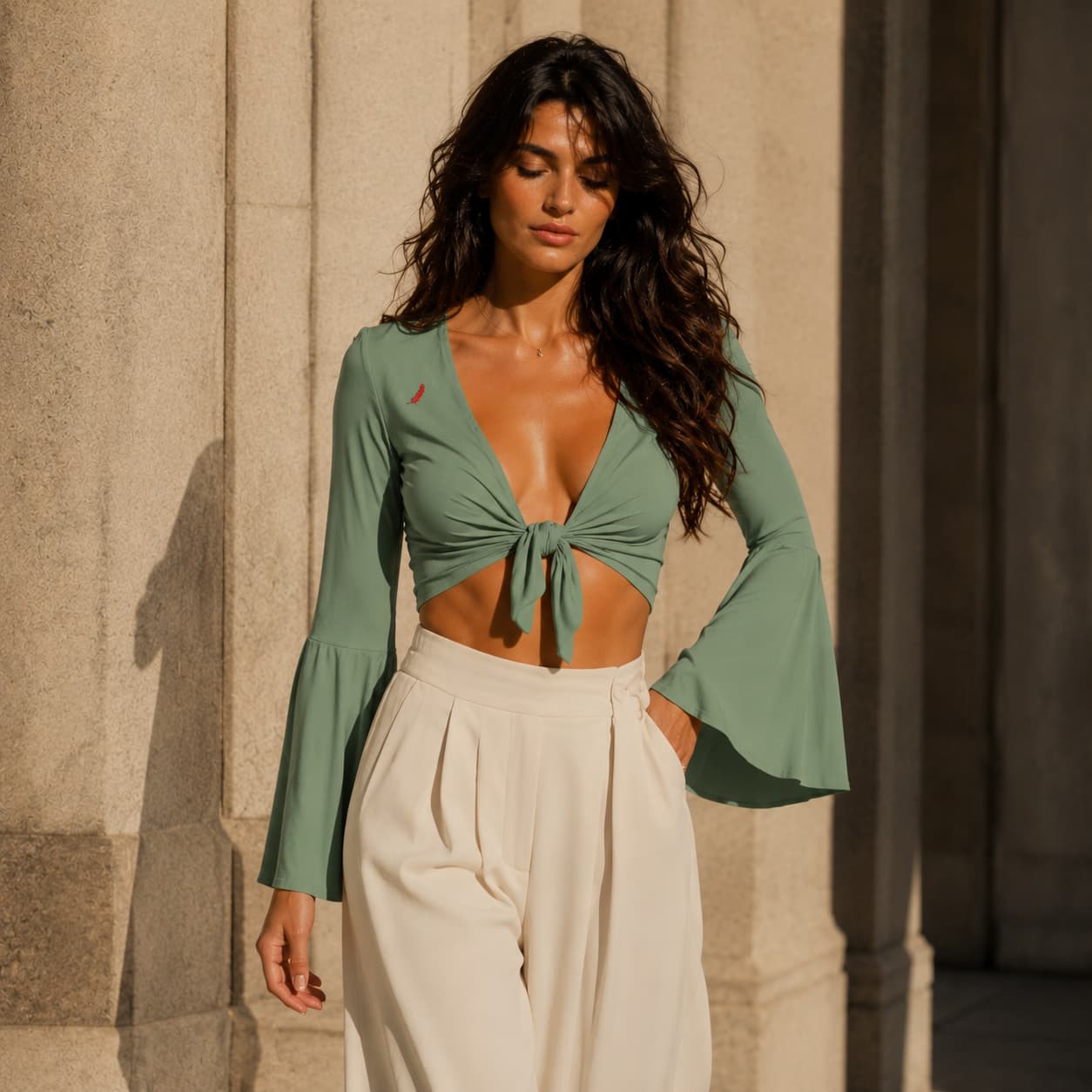 Haut femme manches évasées – Élégance, confort & style romantique