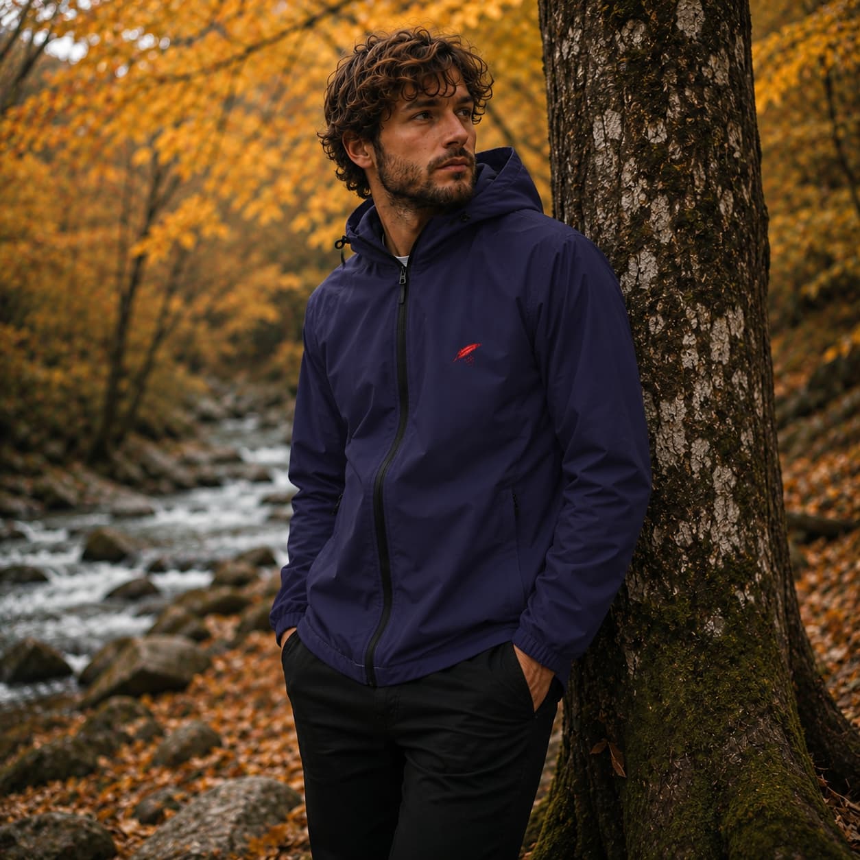 Veste coupe-vent à capuche zippée pour homme – Légèreté, protection & confort