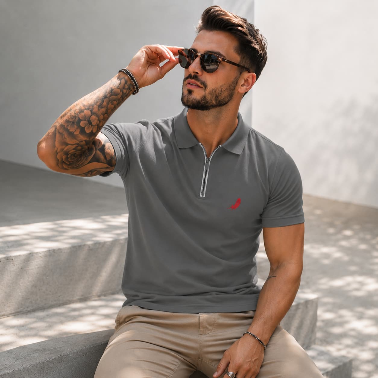 Polo homme à fermeture zippée – Élégance moderne & confort respirant