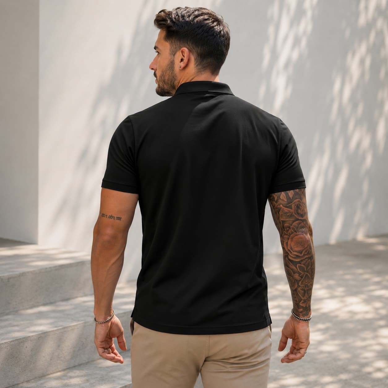 Polo homme à fermeture zippée – Élégance moderne & confort respirant