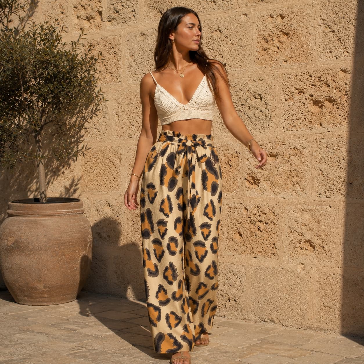 Pantalon large femme avec ceinture – Élégance, confort & liberté de mouvement