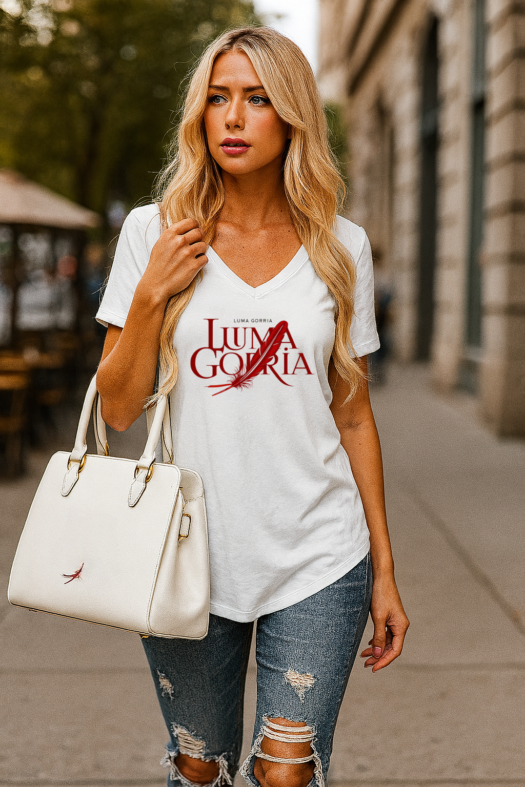 T-shirt femme col V long – Ample, respirant et flatteur Luma Gorria vêtement 35.00 T-shirt femme col V long Luma Gorria vêtement