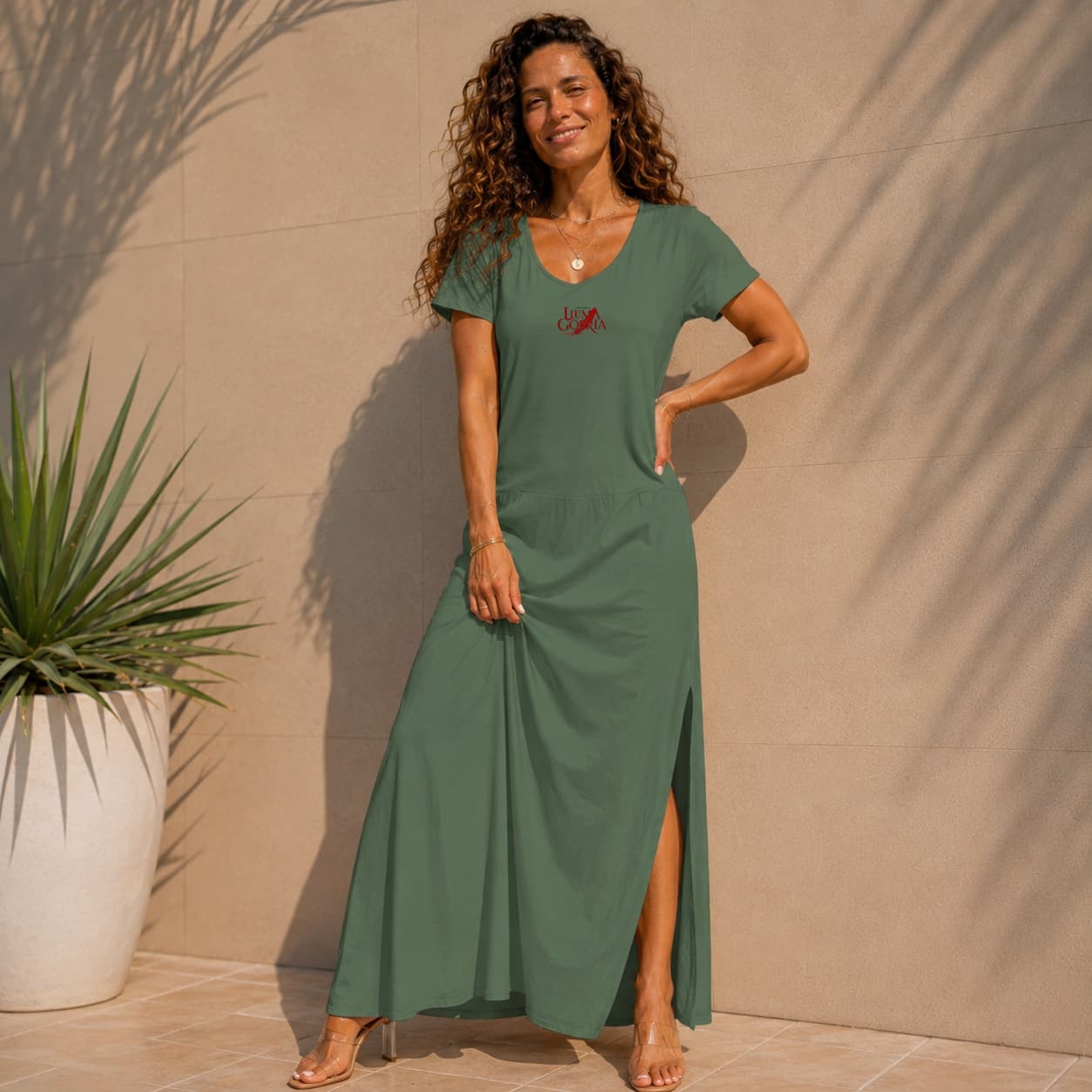 Robe longue ample femme col V manches courtes –  Unie. Fraîcheur & élégance