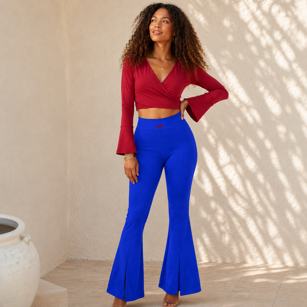 Pantalon femme taille haute évasé et fendu – Élégance & silhouette allongée