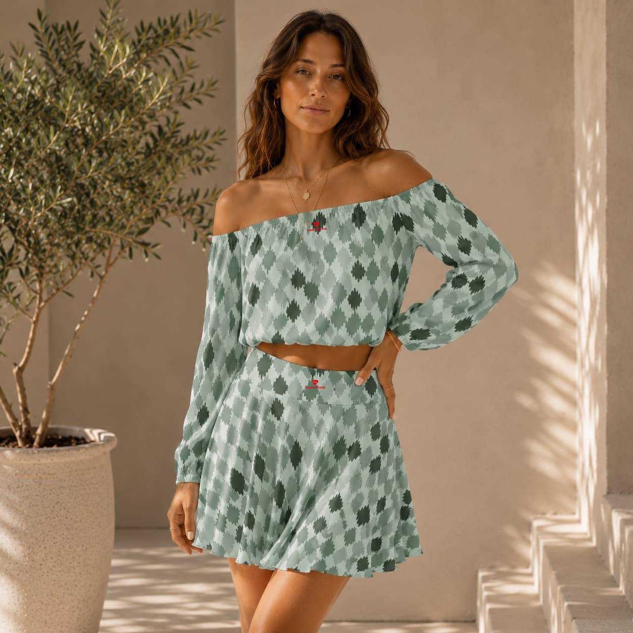 Ensemble haut & jupe à épaules dénudées à motifs femme – Élégance & allure séduisante