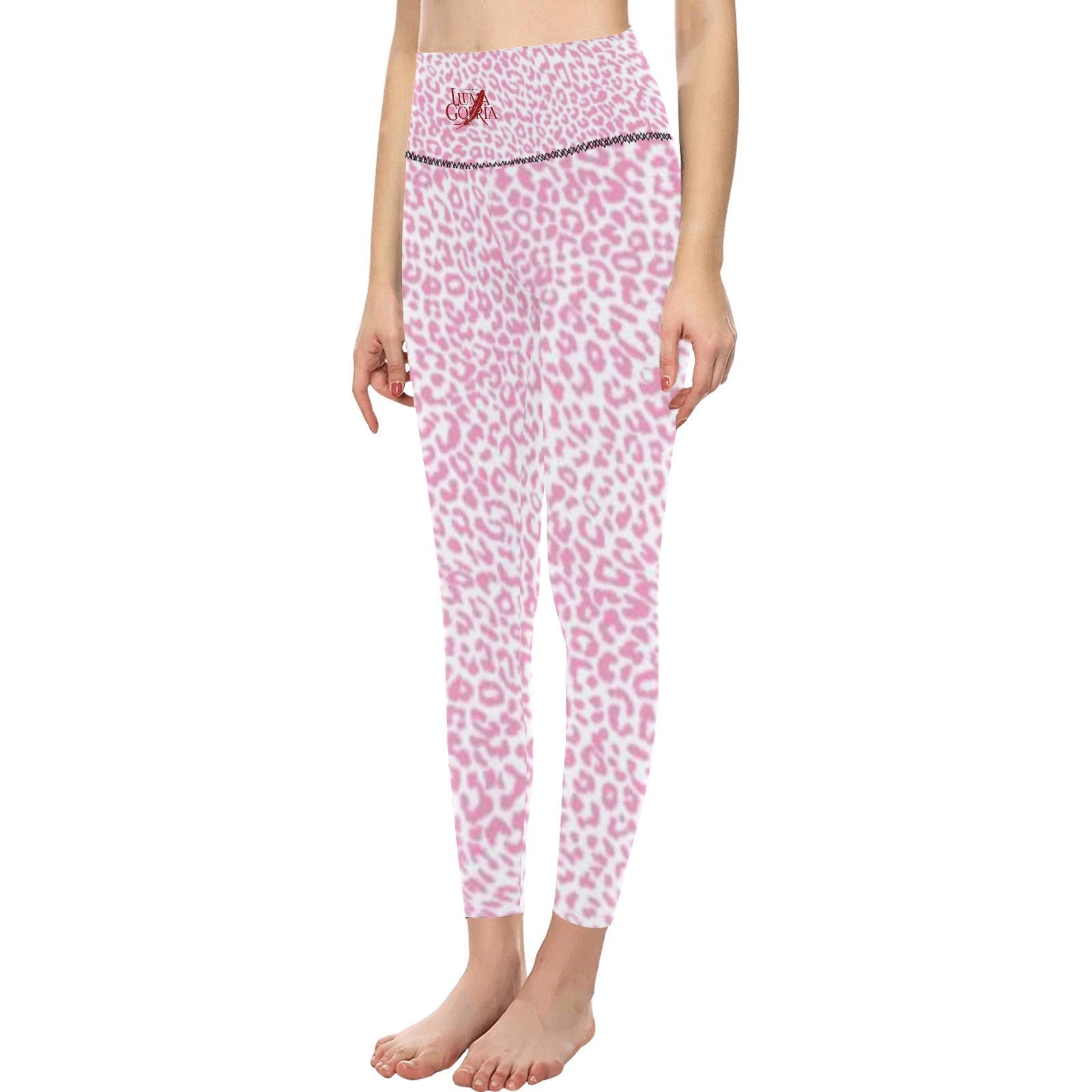 Leggings femme taille haute  porté de face colorie léopard rose