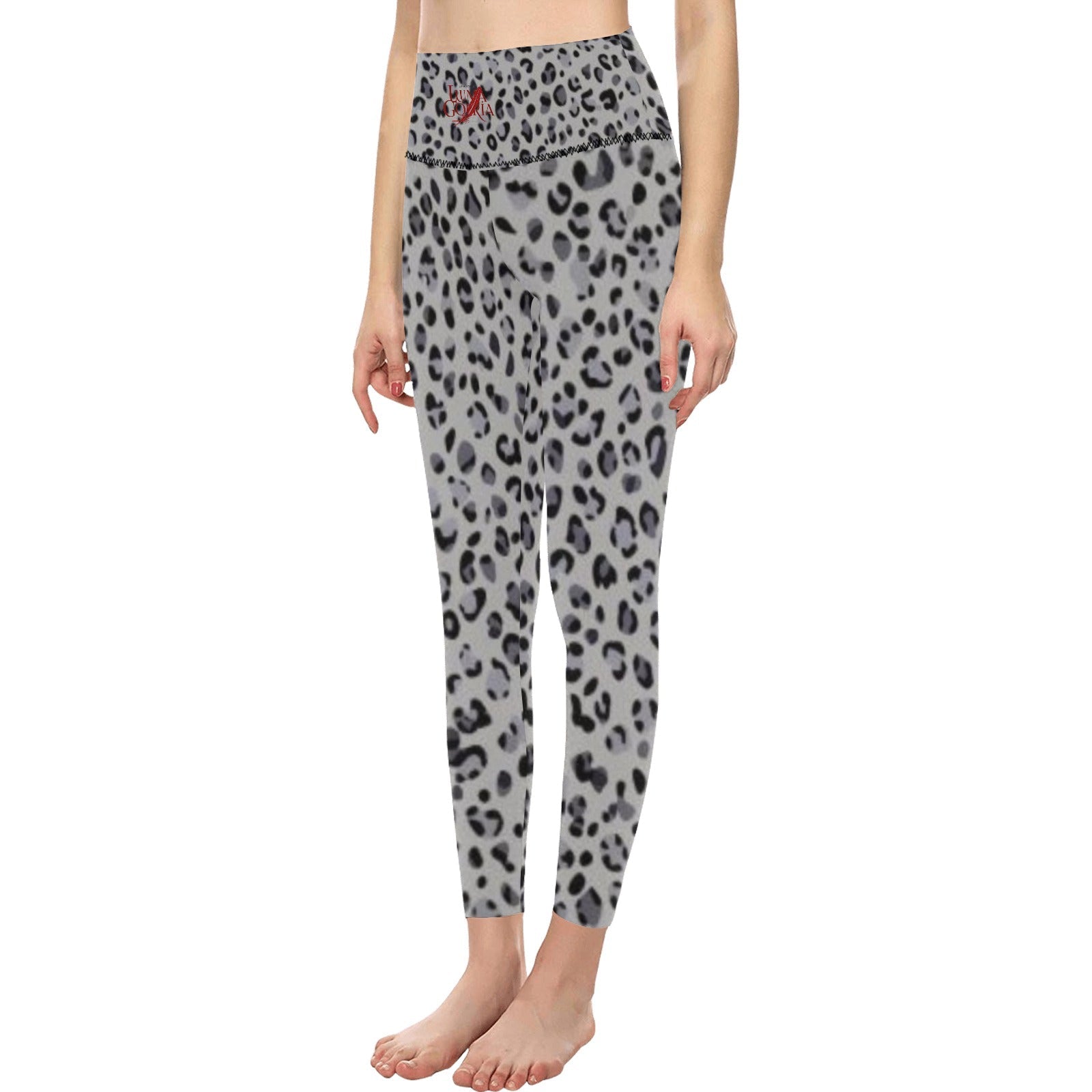 Leggings femme taille haute  porté de face colorie léopard gris