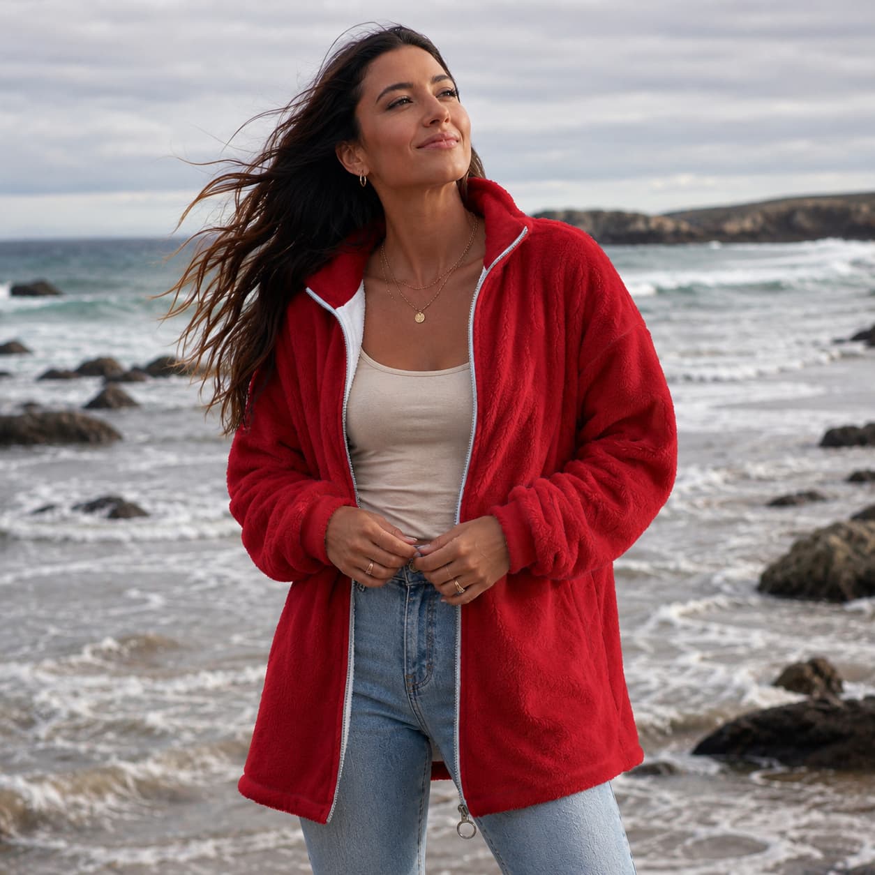 Manteau polaire Borg à col montant zippé porter de face couleur ouge