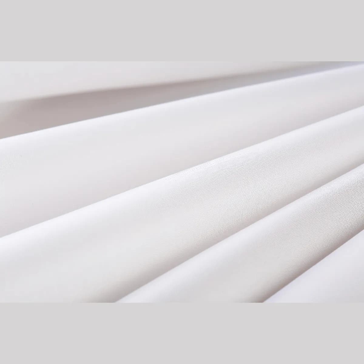 Pantalon droit taille haute pour femme detail de la matiere du tissu