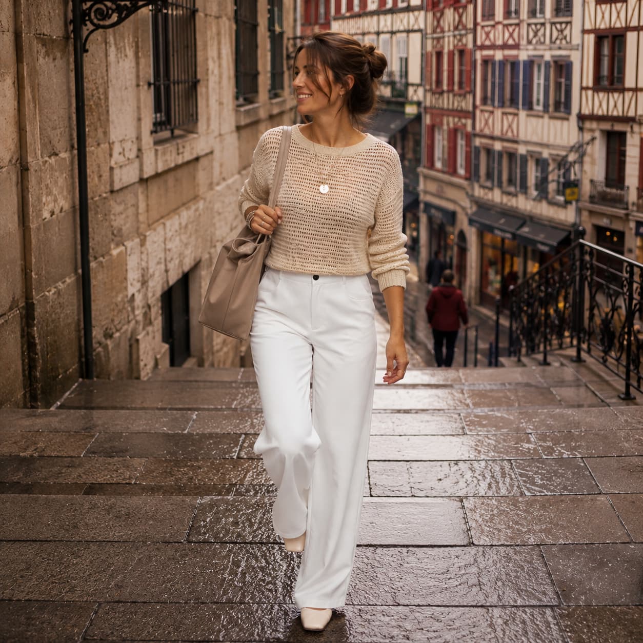 Pantalon large femme taille haute porter de face couleur blanc