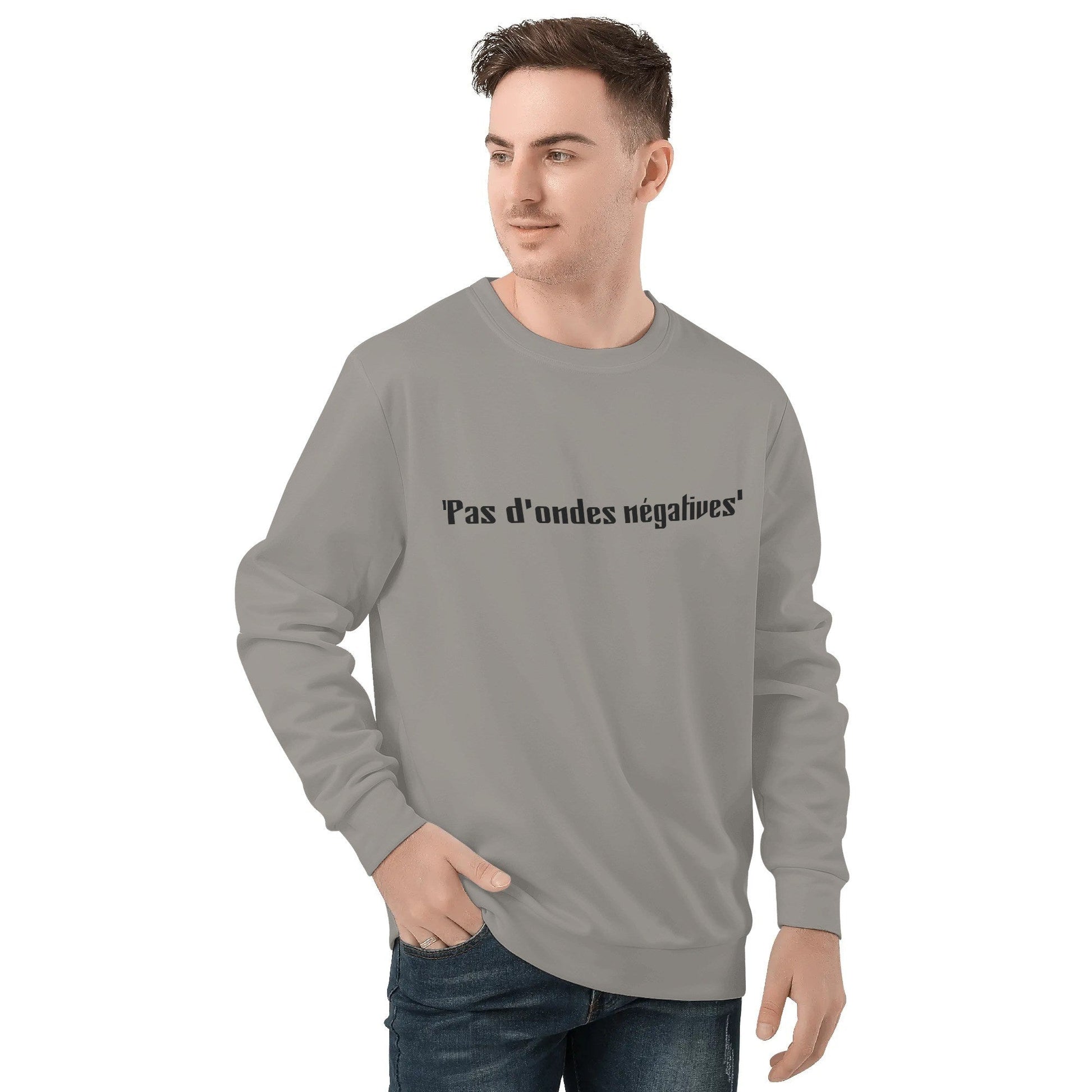 Sweat-shirt homme – Col rond, manches longues, style streetwear Luma Gorria vetement 45.00 Sweat-shirt homme Luma Gorria vêtement