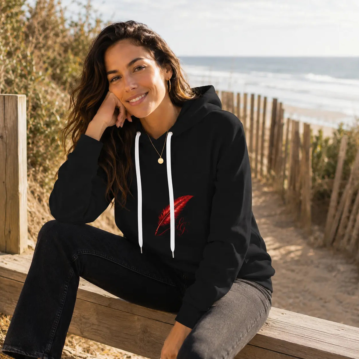 Sweat à capuche en velours chaud pour  femme porter de face couleur noir