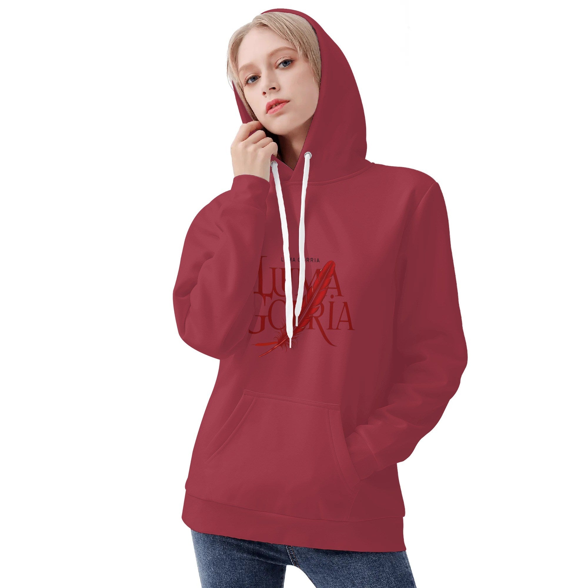 Sweat à capuche femme  porté de face avec capuche colorie rouge