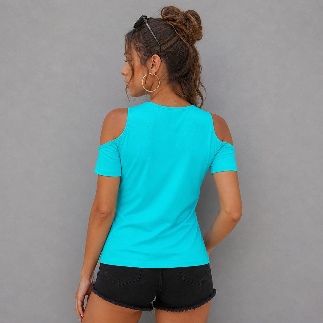 T-shirt femme manches courtes col rond – Confortable, basique & polyvalent