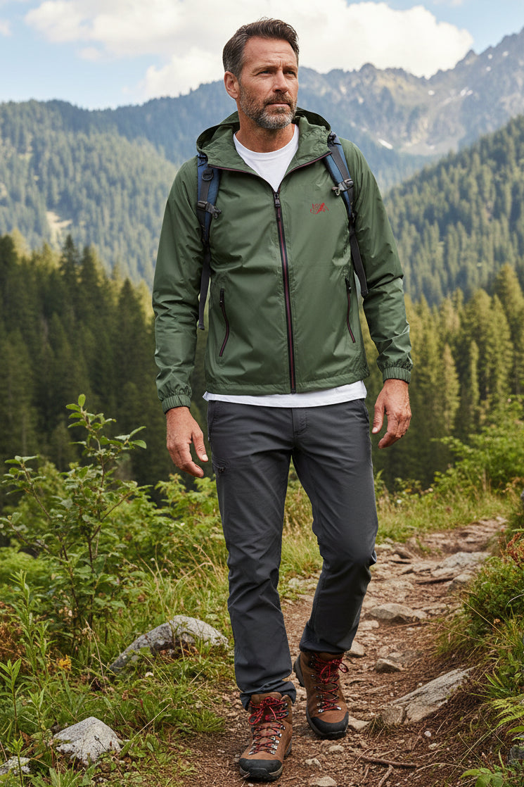 Coupe-vent homme à capuche zippé léger et pratique