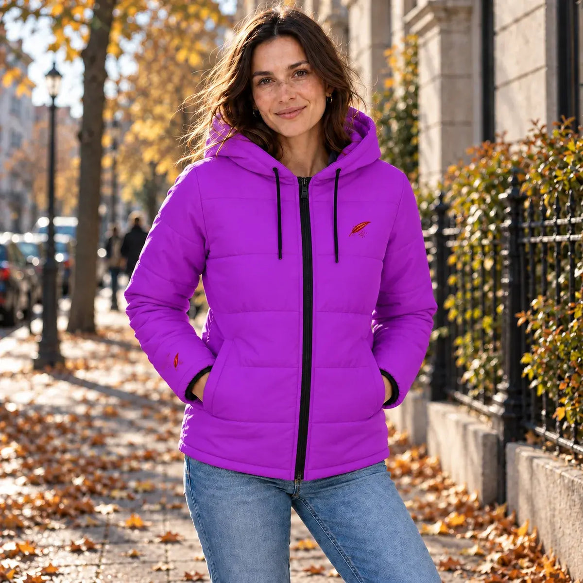 Veste chaude matelassée à capuche pour femme – Protection, chaleur & confort