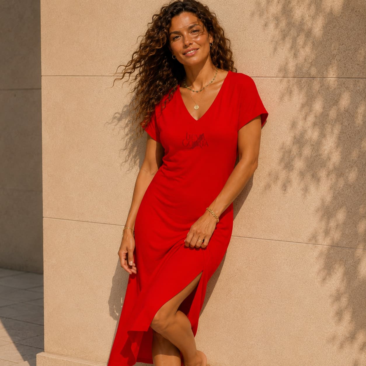 Robe femme col V avec fente latérale – Confort & élégance au quotidien