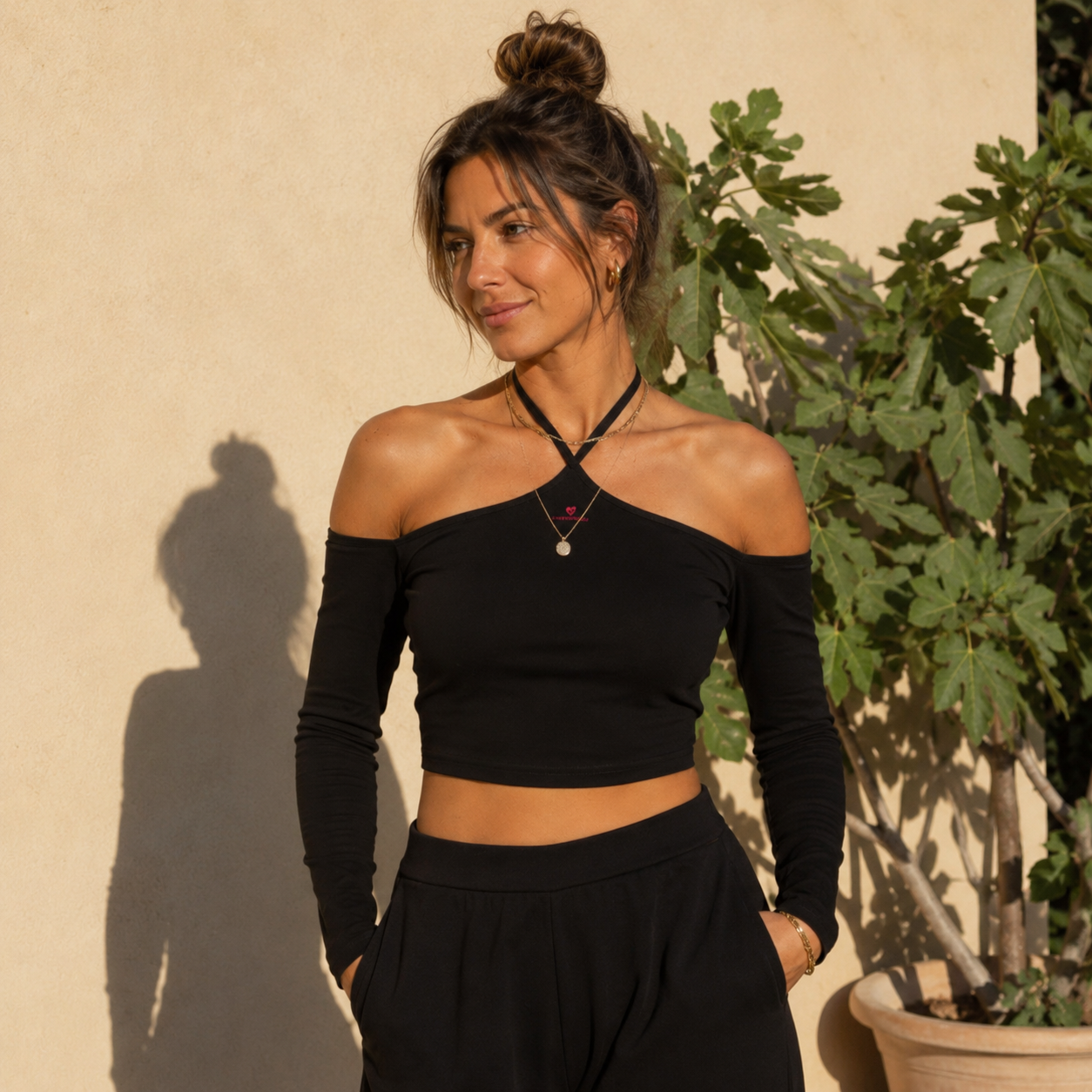 Haut dos nu à lacets pour femme – Crop top élégant & audacieux
