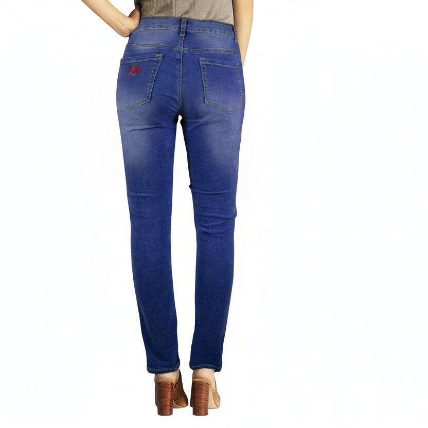 Jeans Moulant Femme – Silhouette affinée et confort  "FÉLICIA". Luma Gorria vêtement  jean Luma Gorria vêtement