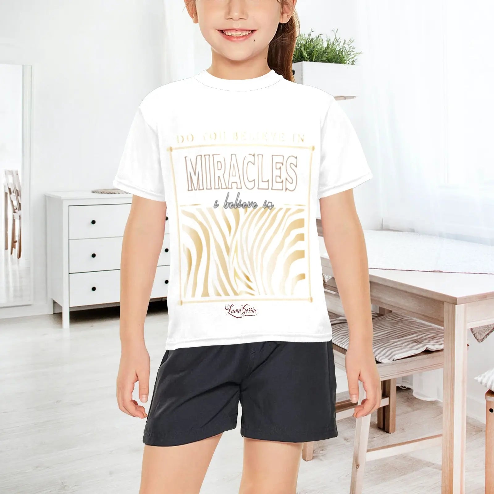 T - SHIRT Un Style Unique . "AMARA". - Luma Gorria vêtement